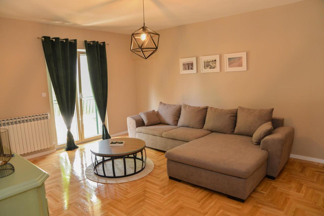 זאדאר Apartman Maja מראה חיצוני תמונה