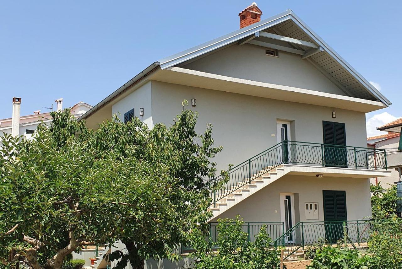 זאדאר Apartman Maja מראה חיצוני תמונה